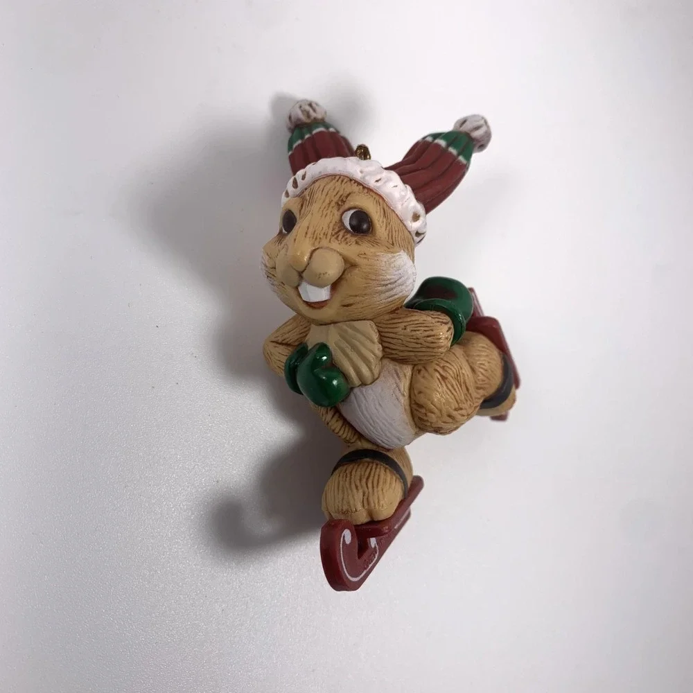 Hallmark 1983 Vintage‎ Keepsake Christmas Ornament Ice Skating Rabbit Bunny